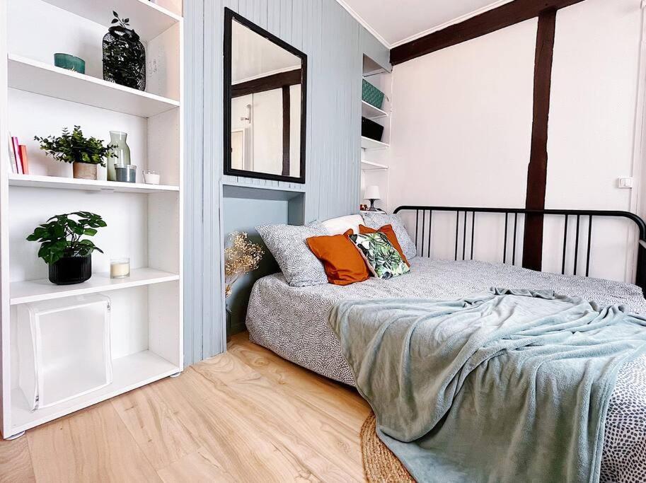 Superbe appartement au centre d'Orléans Exterior foto